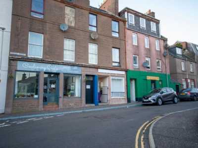 Apartment For Rent in