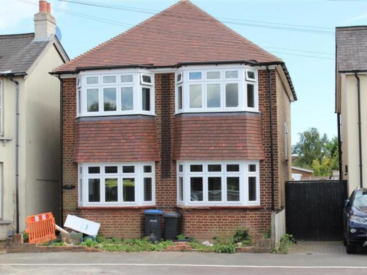 Picture of Home For Rent in Egham, Surrey, United Kingdom