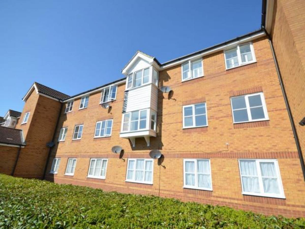 Picture of Apartment For Rent in Aldershot, Hampshire, United Kingdom