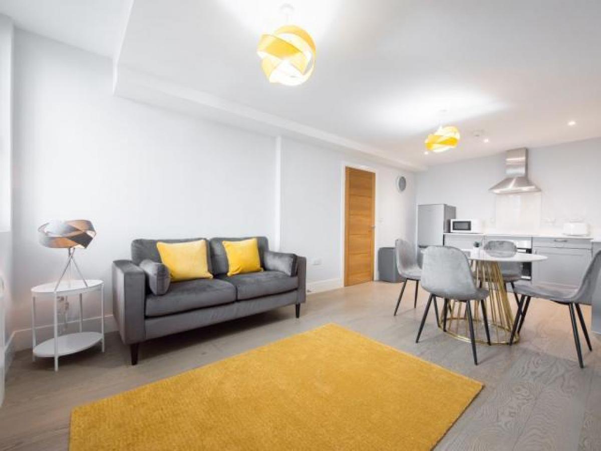 Picture of Apartment For Rent in Brentwood, Essex, United Kingdom