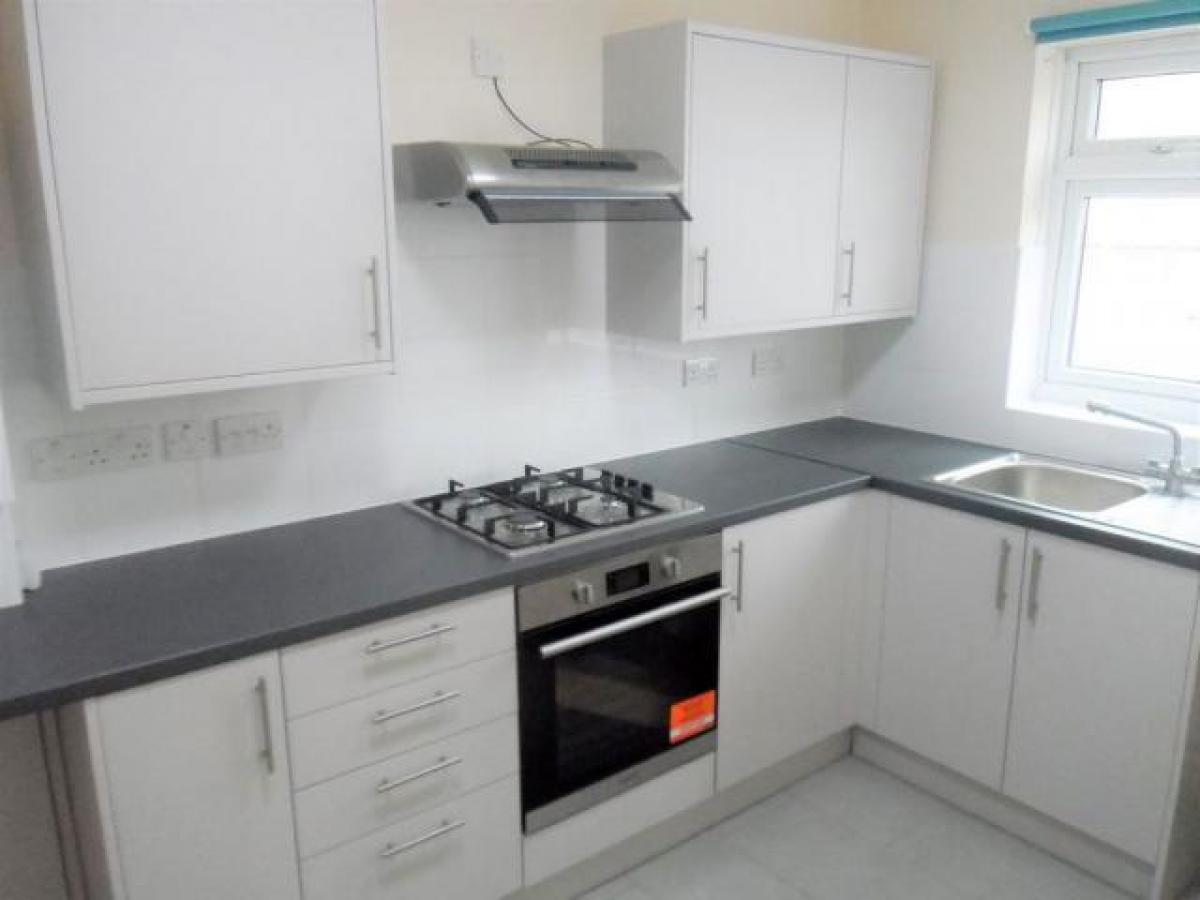 Picture of Apartment For Rent in Mitcham, Greater London, United Kingdom