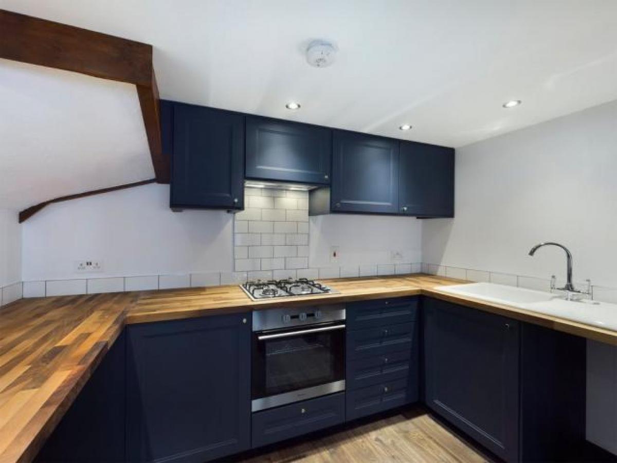 Picture of Home For Rent in Chertsey, Surrey, United Kingdom