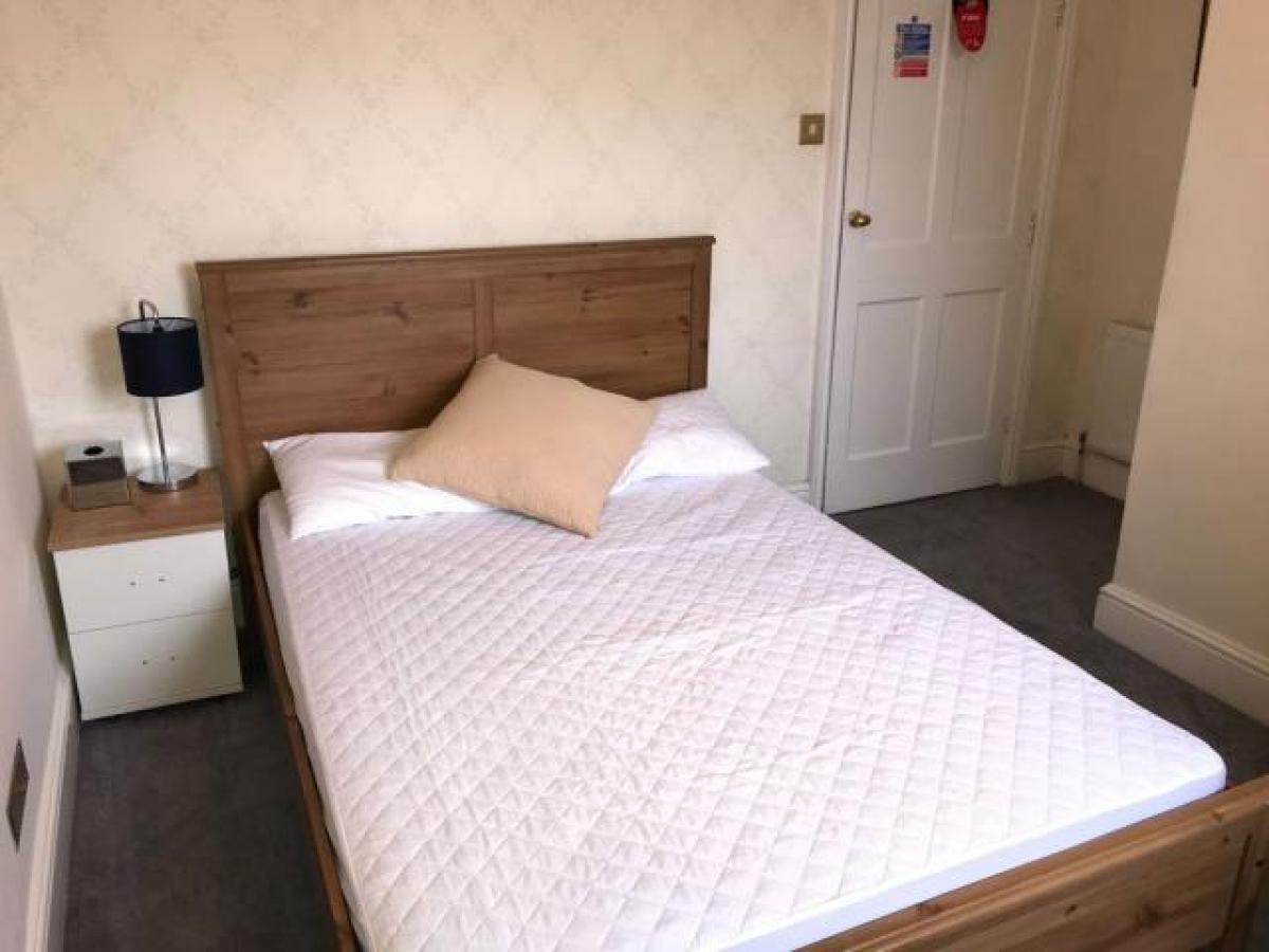 Picture of Apartment For Rent in Salisbury, Wiltshire, United Kingdom