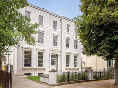 Apartment For Rent in Cheltenham, United Kingdom