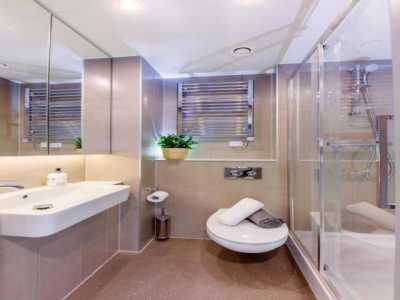 Apartment For Rent in Egham, United Kingdom