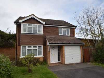 Home For Rent in Chatham, United Kingdom