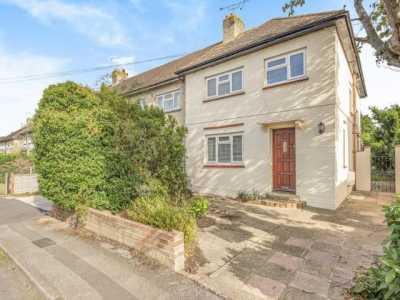 Home For Rent in Egham, United Kingdom