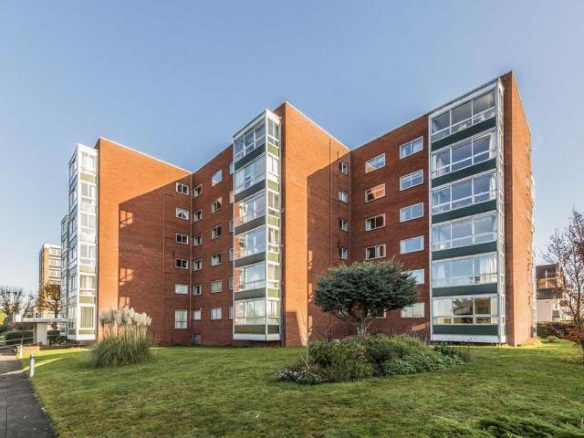 Picture of Apartment For Rent in Surbiton, Greater London, United Kingdom