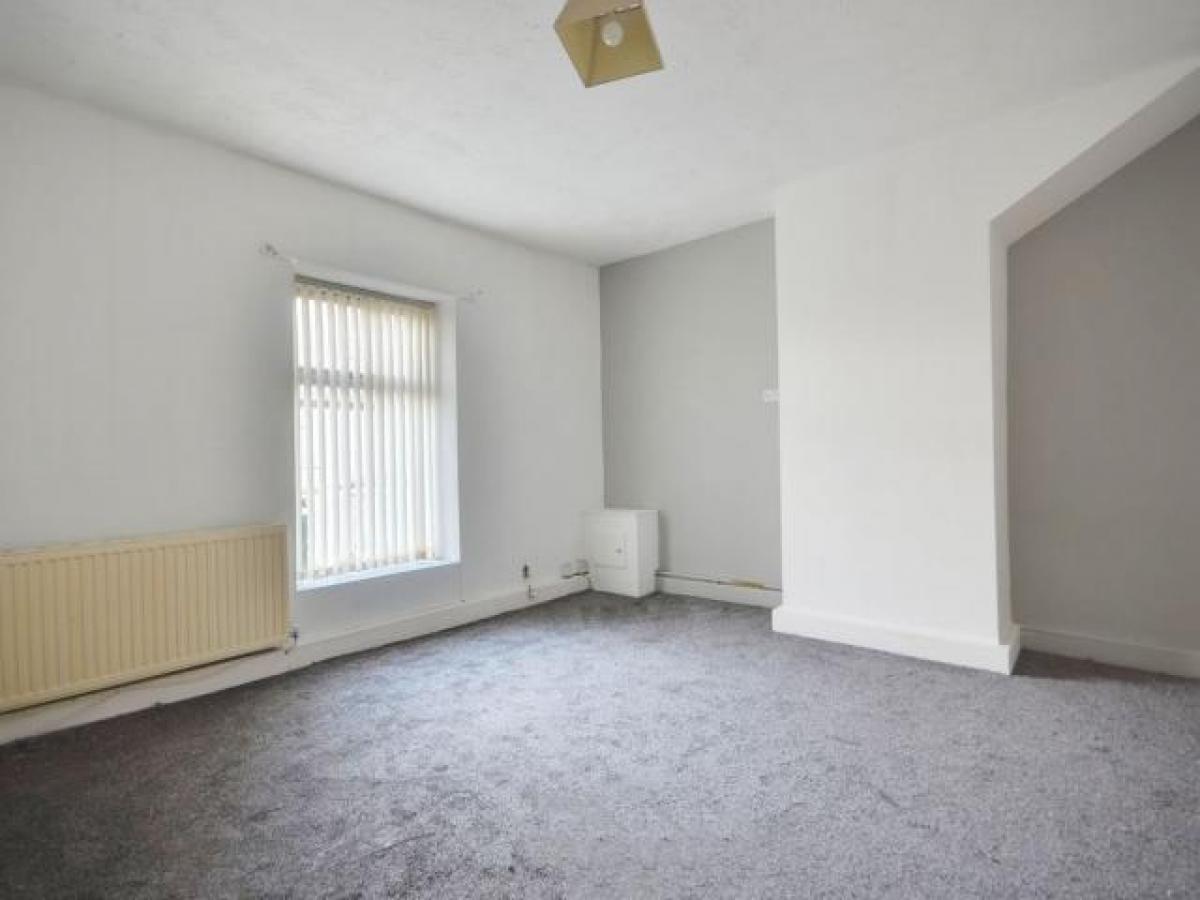 Picture of Apartment For Rent in Darwen, Lancashire, United Kingdom