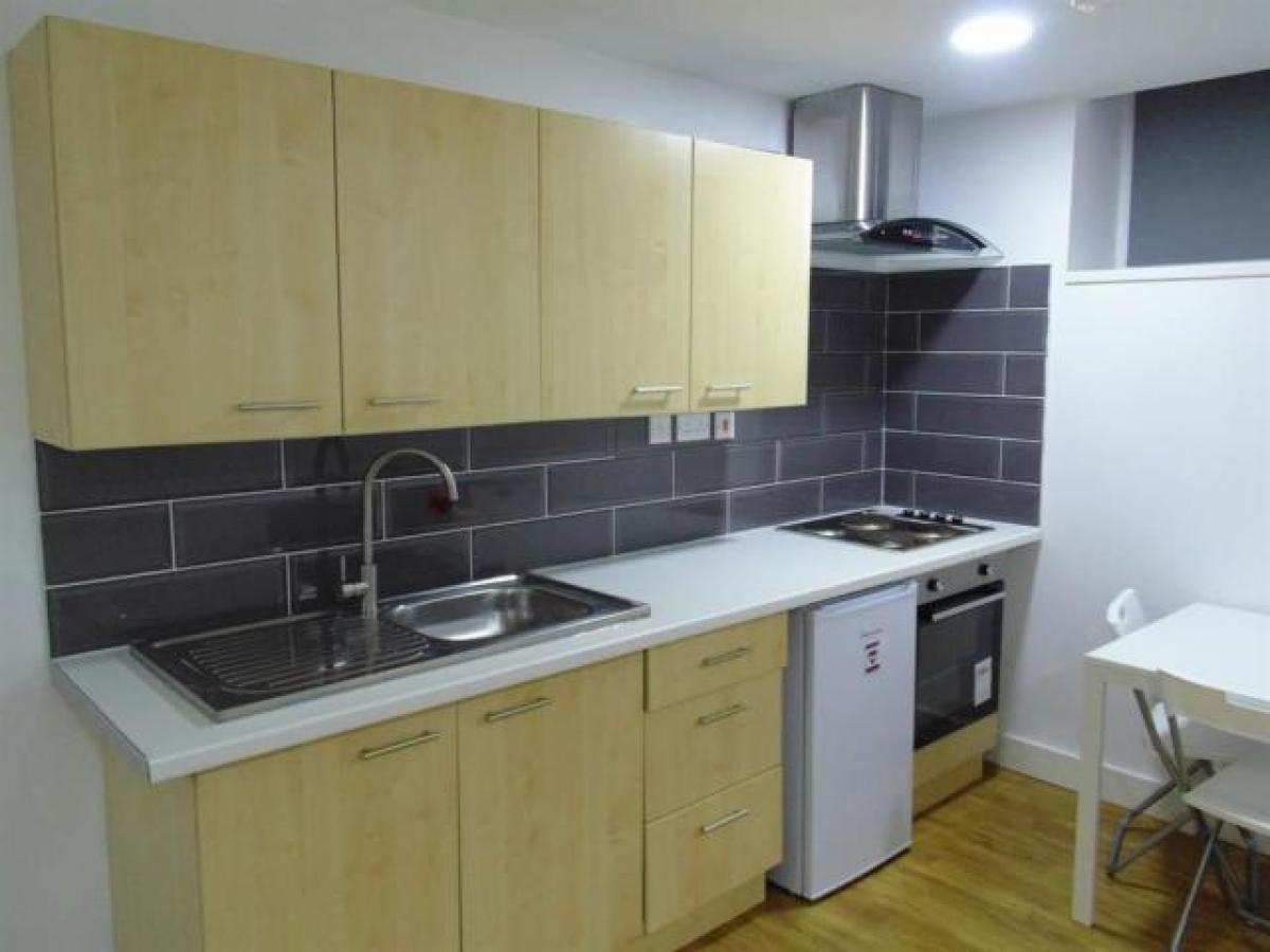 Picture of Apartment For Rent in Huddersfield, West Yorkshire, United Kingdom