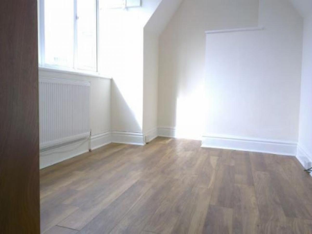 Picture of Apartment For Rent in Harrogate, North Yorkshire, United Kingdom