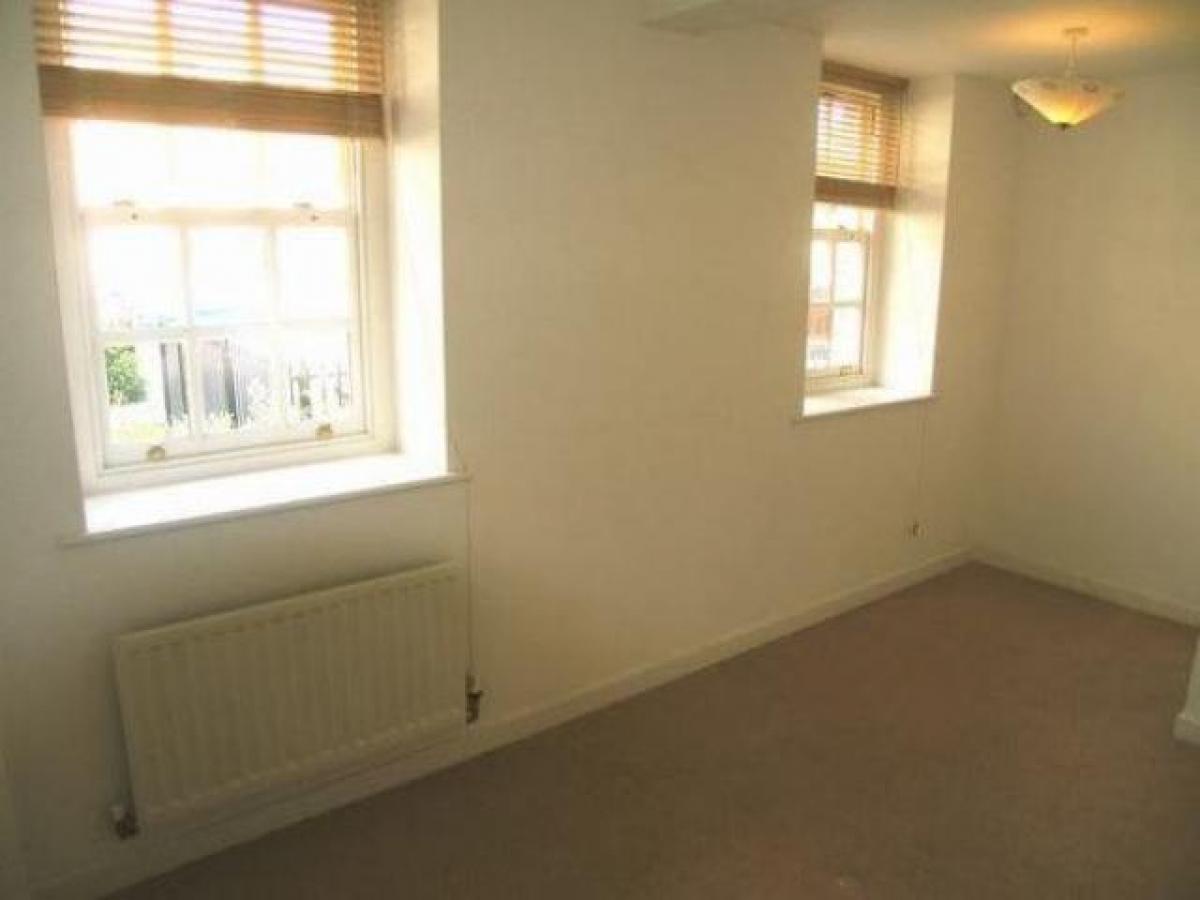 Picture of Apartment For Rent in Wakefield, West Yorkshire, United Kingdom