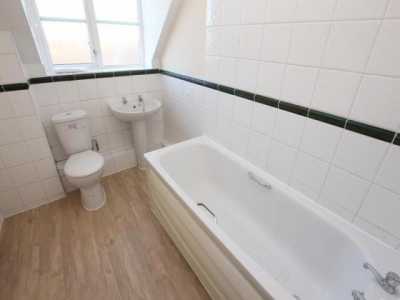 Apartment For Rent in Woking, United Kingdom