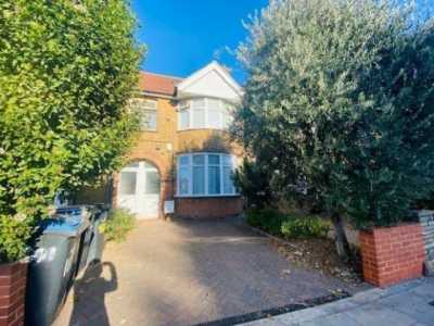 Apartment For Rent in Enfield, United Kingdom