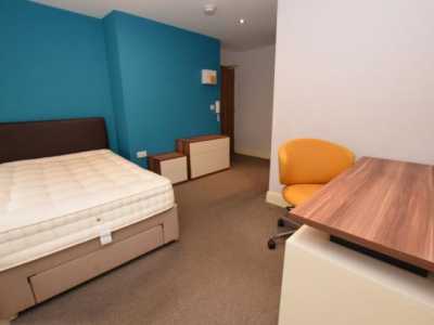 Apartment For Rent in Huddersfield, United Kingdom