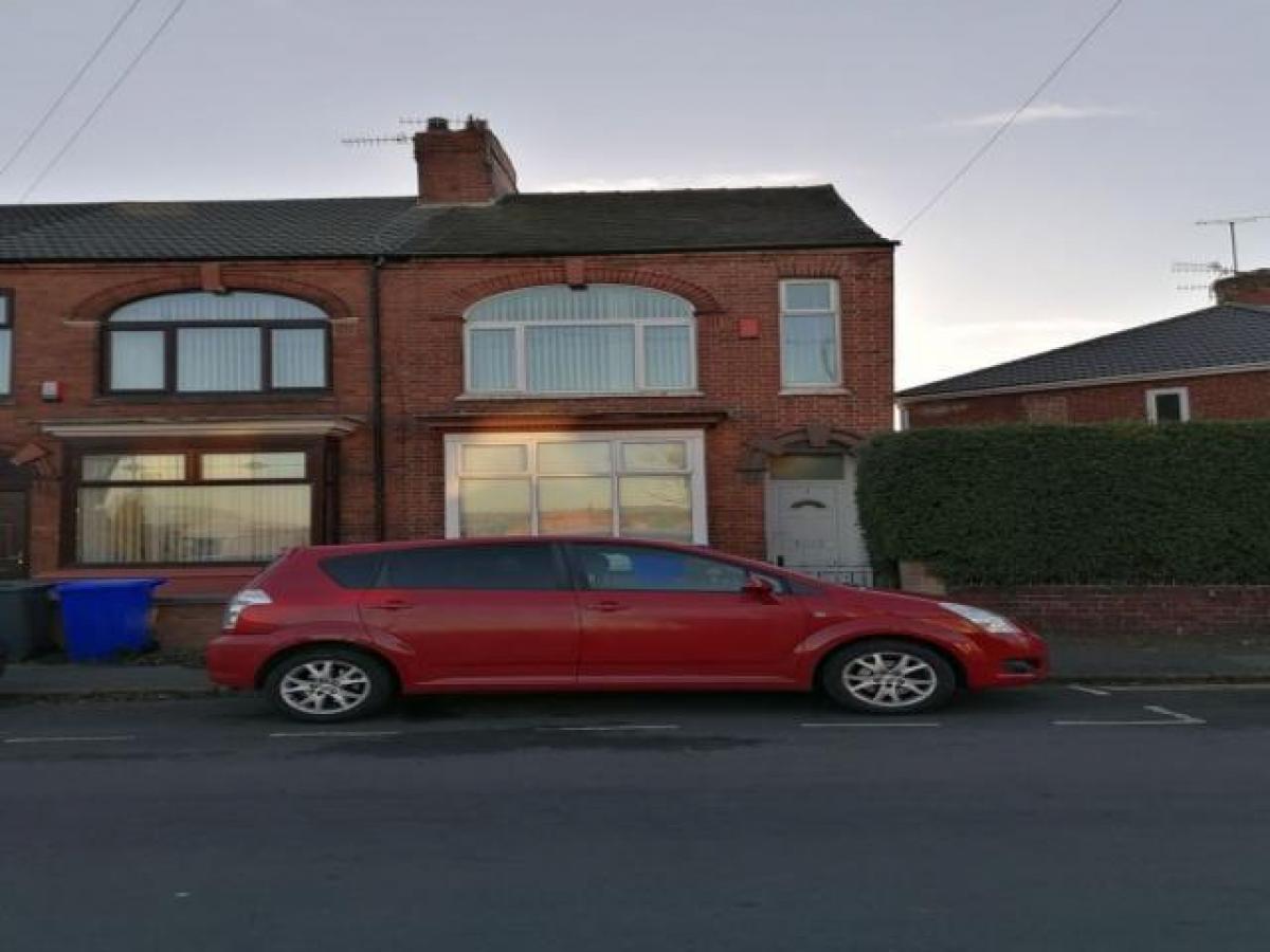 Picture of Home For Rent in Stoke on Trent, Staffordshire, United Kingdom