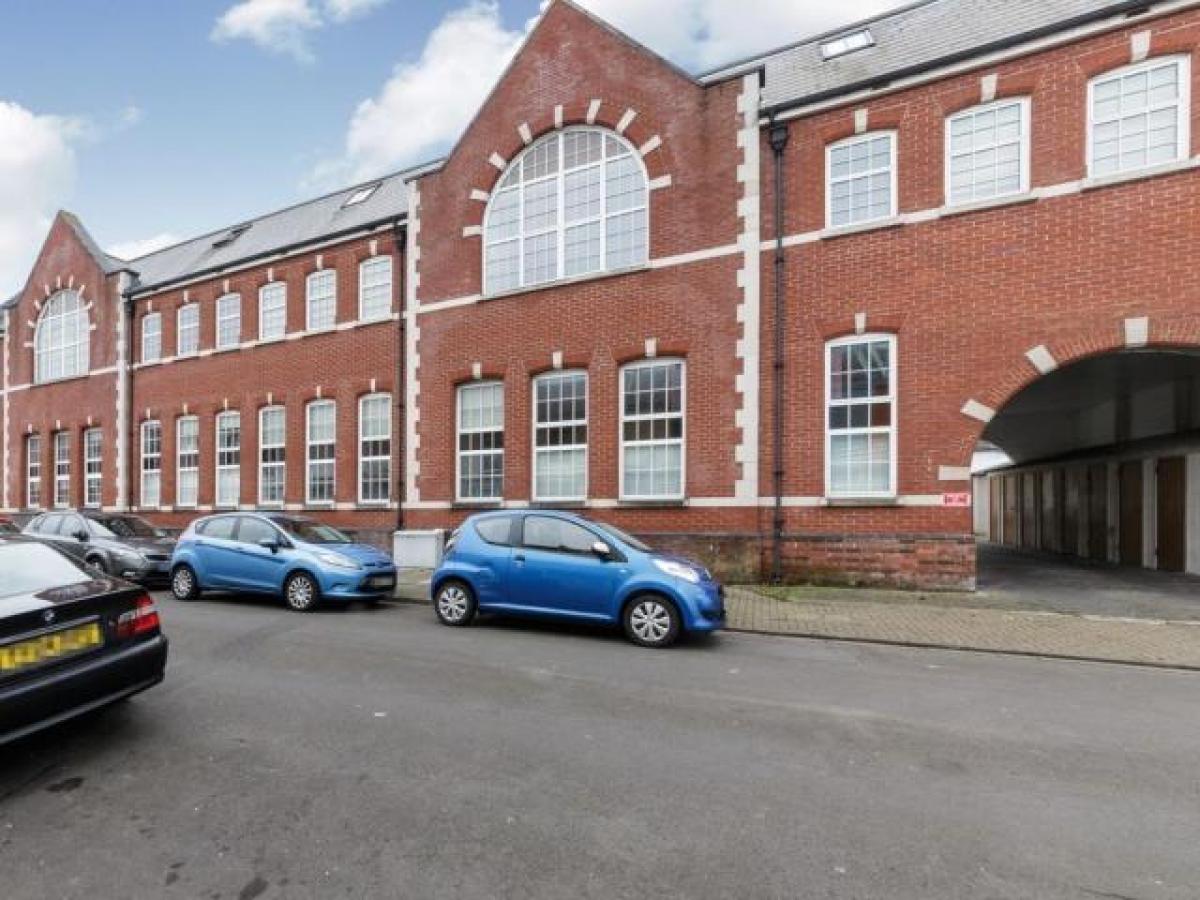 Picture of Apartment For Rent in Southsea, Hampshire, United Kingdom