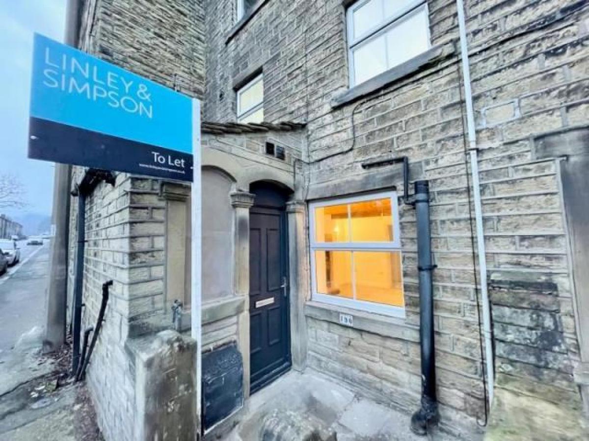 Picture of Home For Rent in Holmfirth, West Yorkshire, United Kingdom