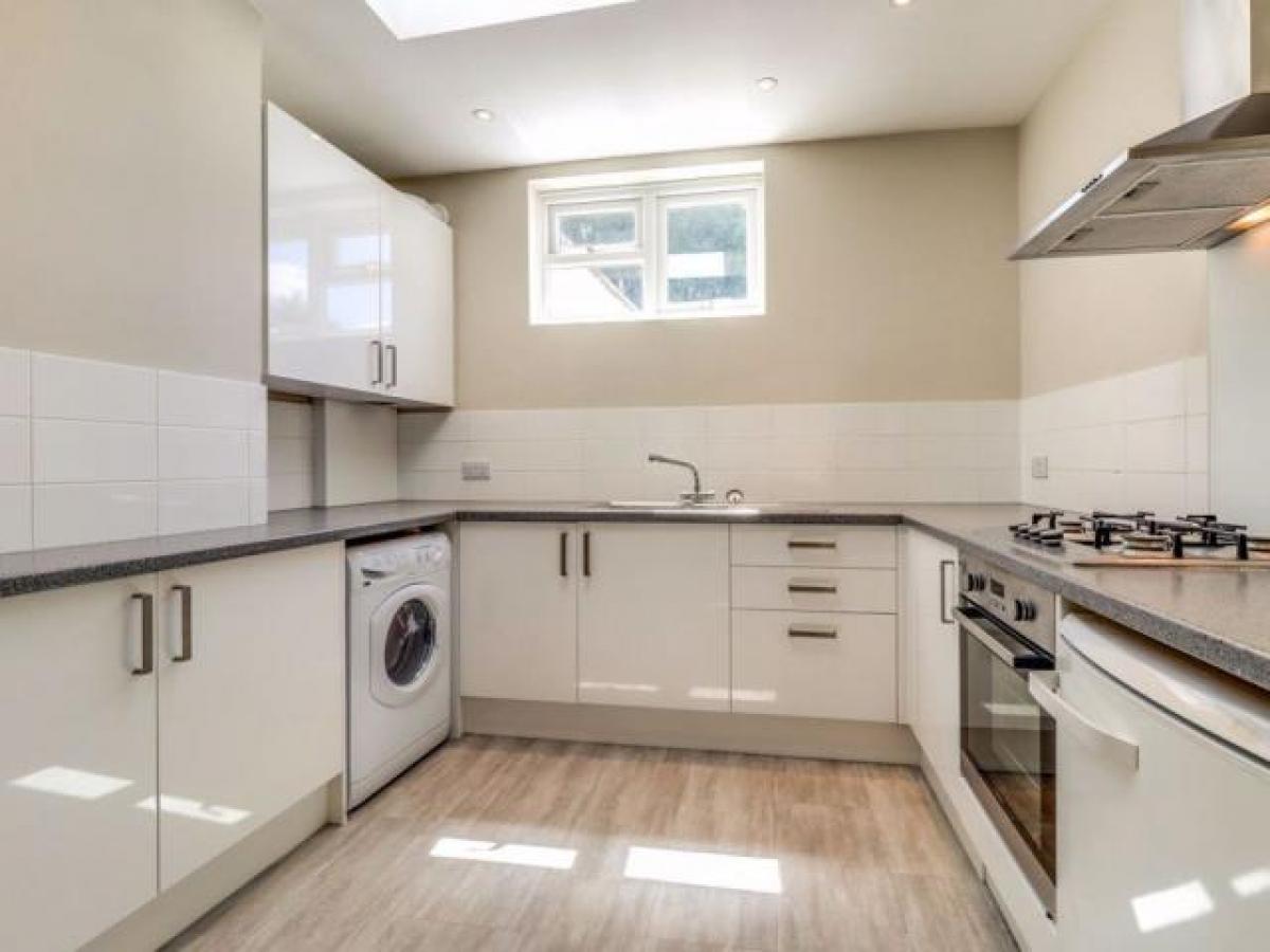 Picture of Apartment For Rent in Cheltenham, Gloucestershire, United Kingdom