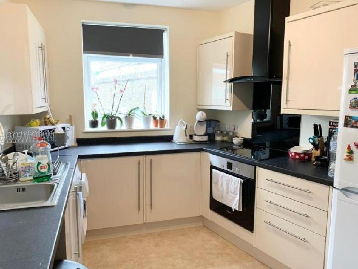 Picture of Apartment For Rent in Watford, Hertfordshire, United Kingdom