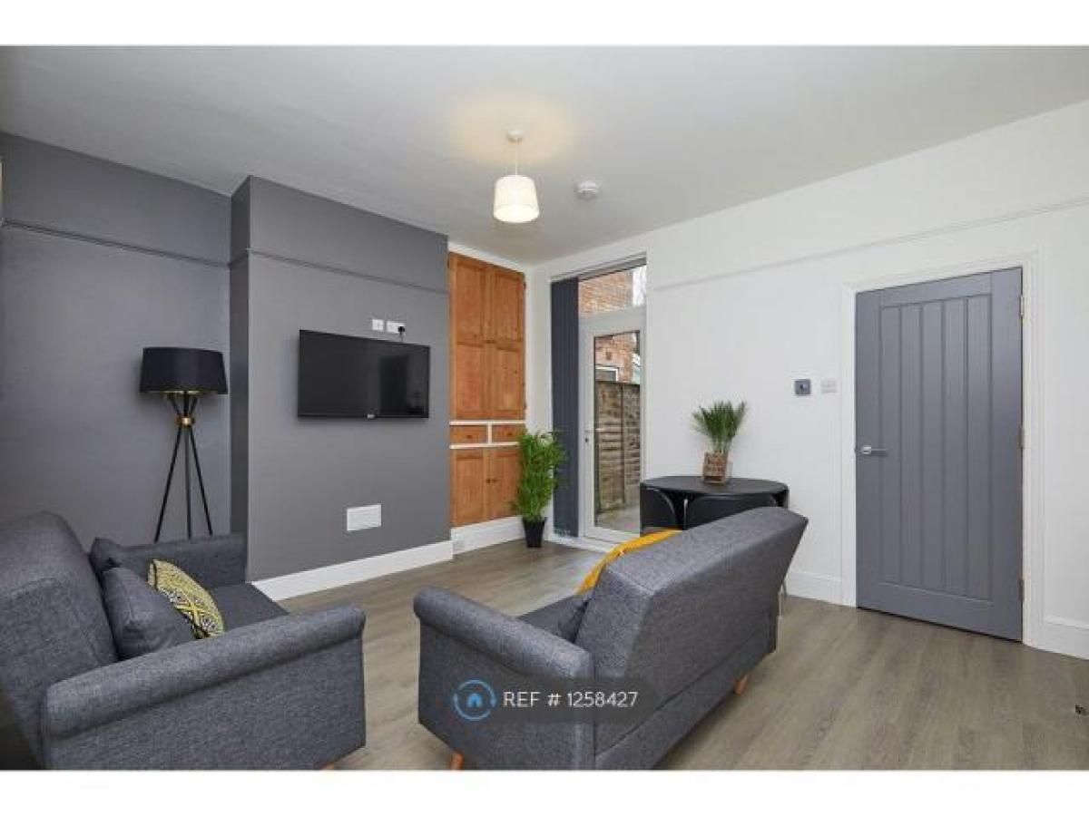 Picture of Apartment For Rent in Derby, Derbyshire, United Kingdom