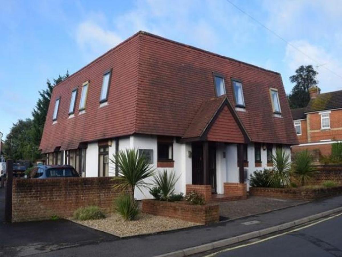 Picture of Office For Rent in Farnham, Surrey, United Kingdom
