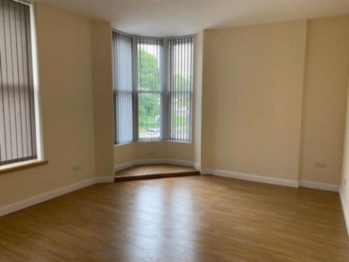 Picture of Apartment For Rent in Chatham, Kent, United Kingdom