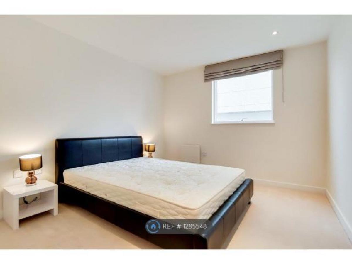 Picture of Apartment For Rent in Brentford, Greater London, United Kingdom