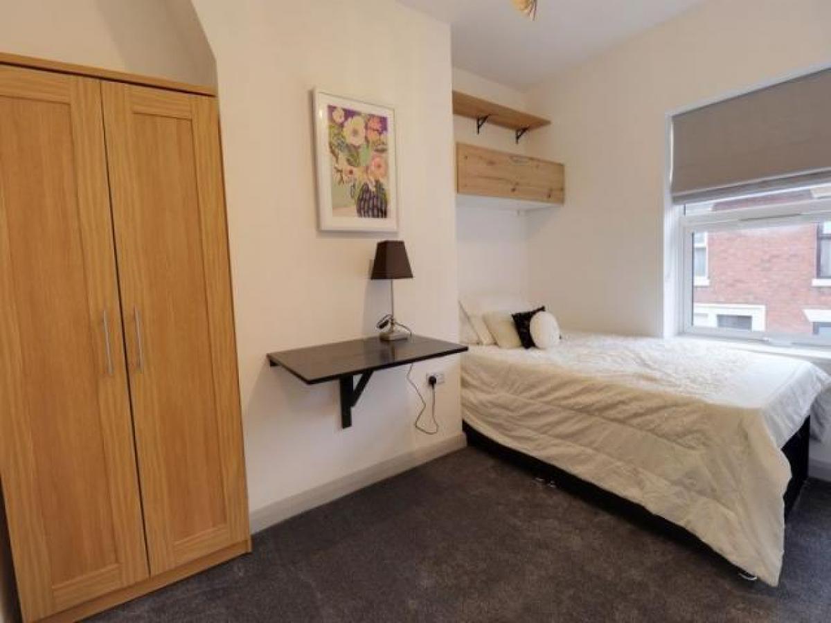 Picture of Apartment For Rent in Stafford, Staffordshire, United Kingdom