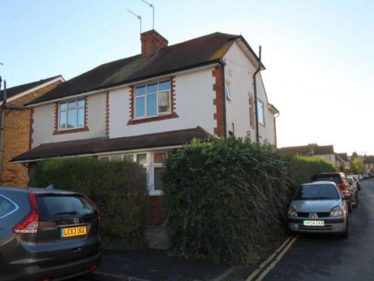 Picture of Home For Rent in Egham, Surrey, United Kingdom