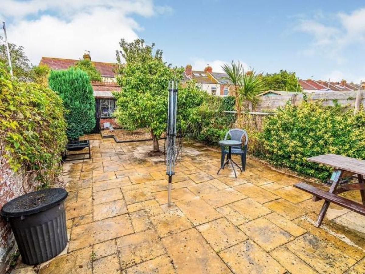 Picture of Apartment For Rent in Southsea, Hampshire, United Kingdom