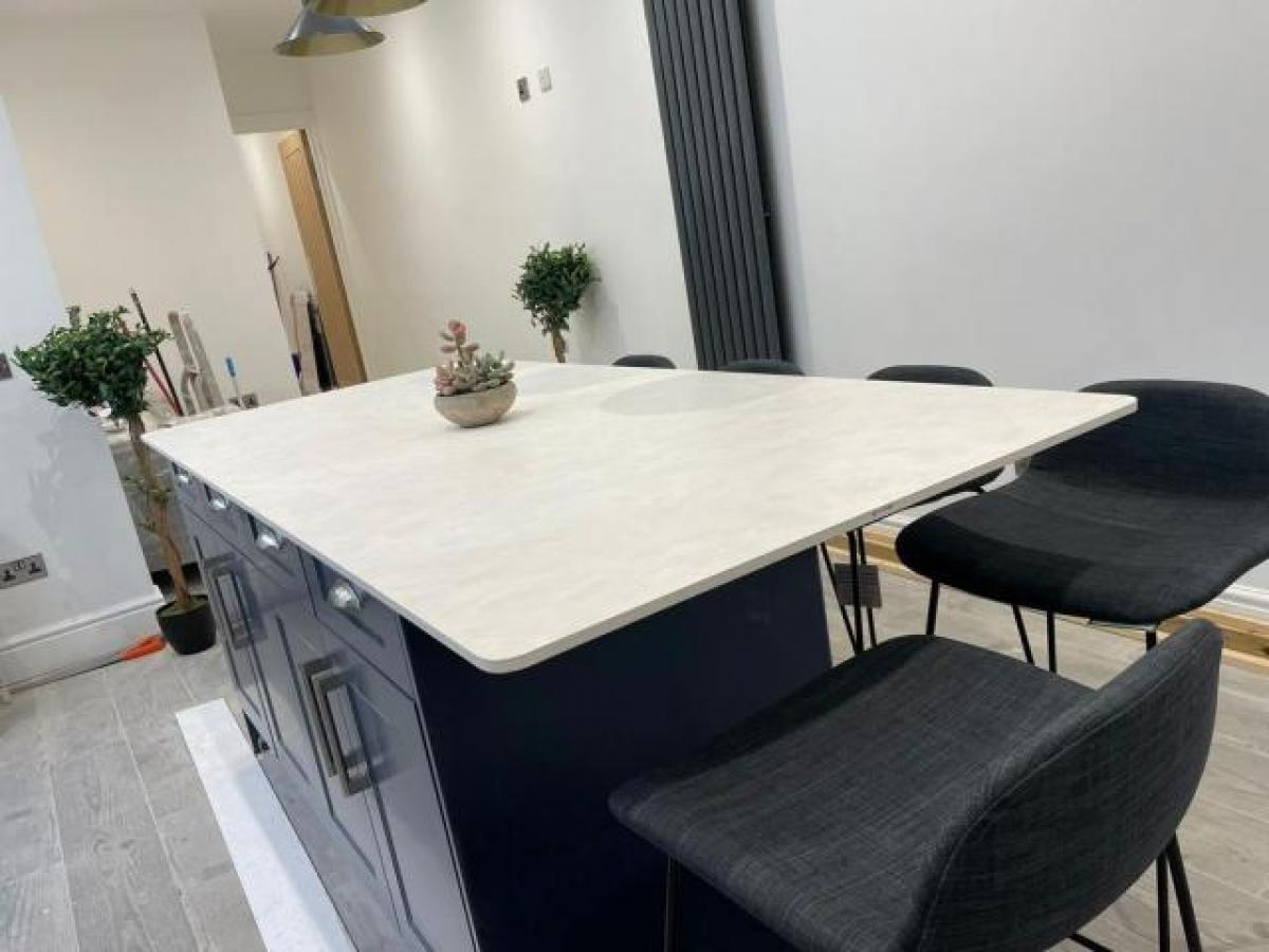 Picture of Apartment For Rent in Sutton Coldfield, West Midlands, United Kingdom