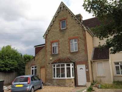 Home For Rent in Egham, United Kingdom
