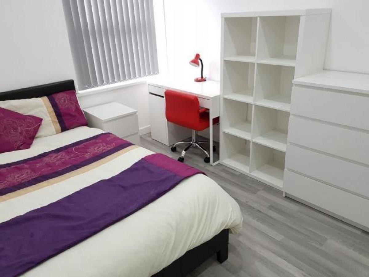 Picture of Home For Rent in Huddersfield, West Yorkshire, United Kingdom