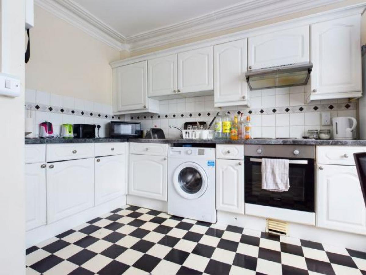 Picture of Apartment For Rent in Hove, East Sussex, United Kingdom