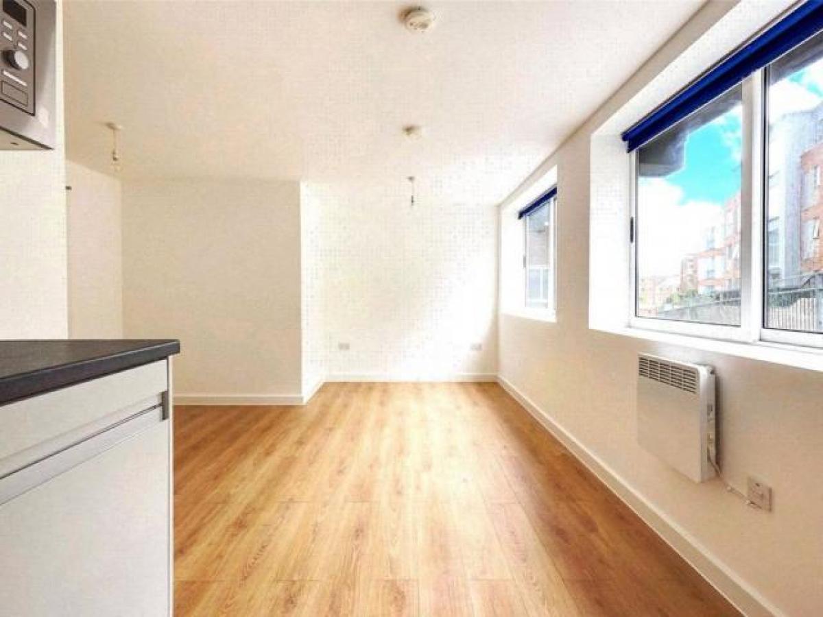 Picture of Apartment For Rent in Maidstone, Kent, United Kingdom