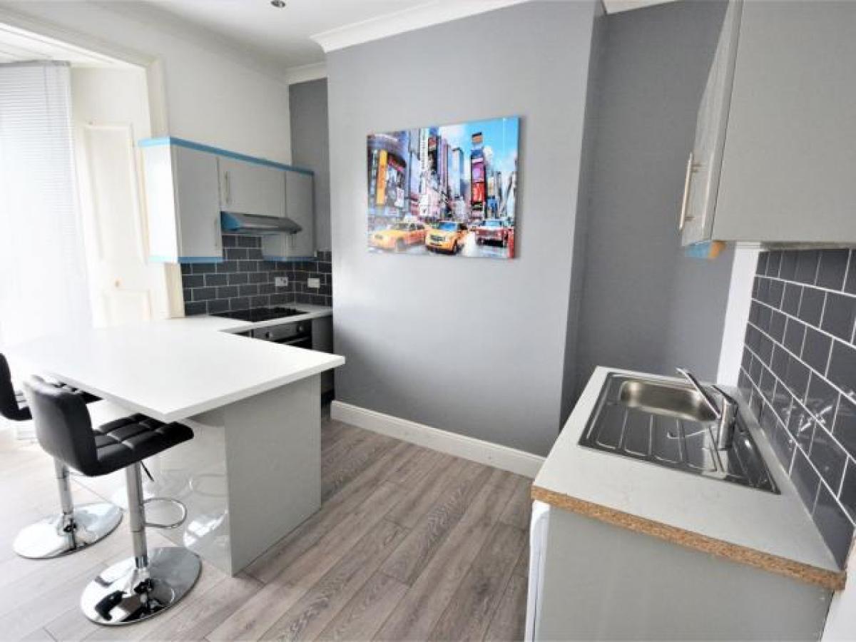 Picture of Apartment For Rent in Swansea, West Glamorgan, United Kingdom