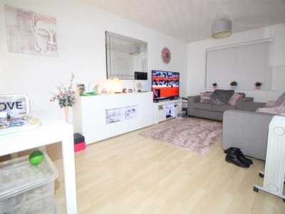 Apartment For Rent in 