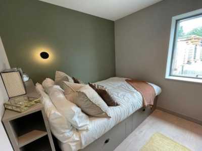 Apartment For Rent in Egham, United Kingdom