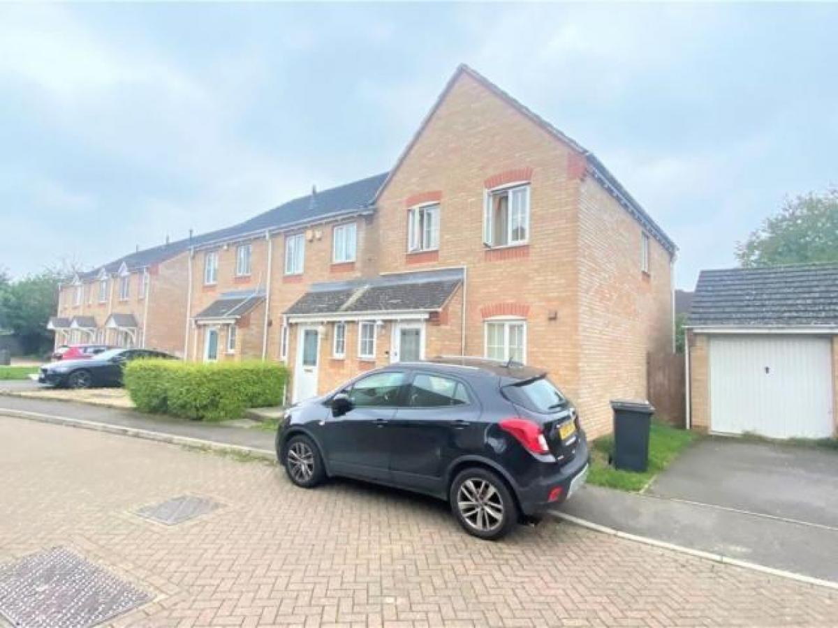 Picture of Home For Rent in Uxbridge, Greater London, United Kingdom