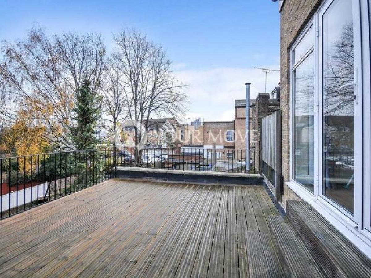 Picture of Apartment For Rent in Croydon, Greater London, United Kingdom