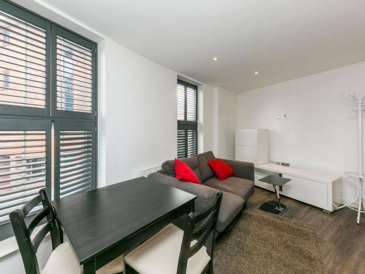 Picture of Apartment For Rent in Guildford, Surrey, United Kingdom