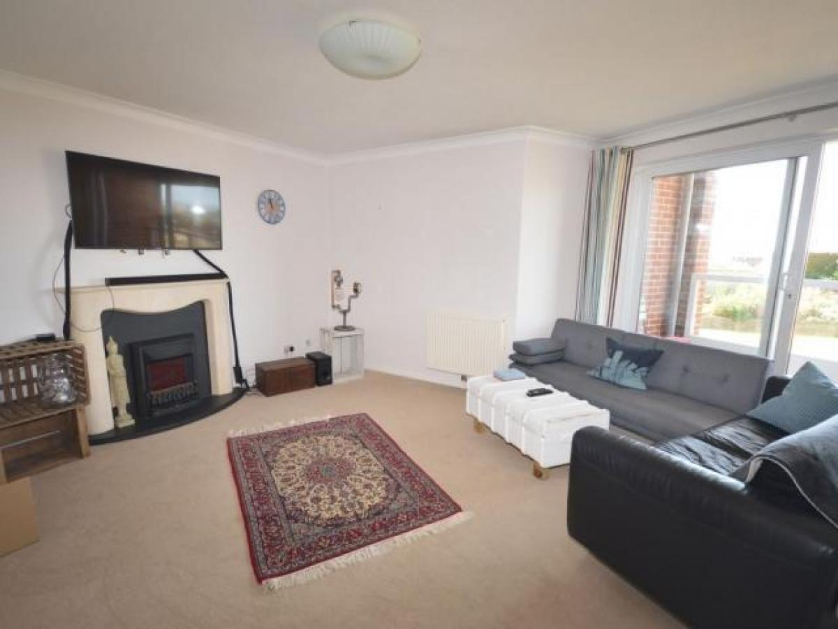 Picture of Apartment For Rent in Lymington, Hampshire, United Kingdom
