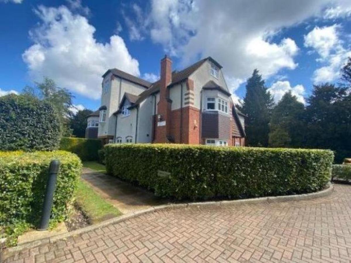 Picture of Apartment For Rent in Sutton Coldfield, West Midlands, United Kingdom