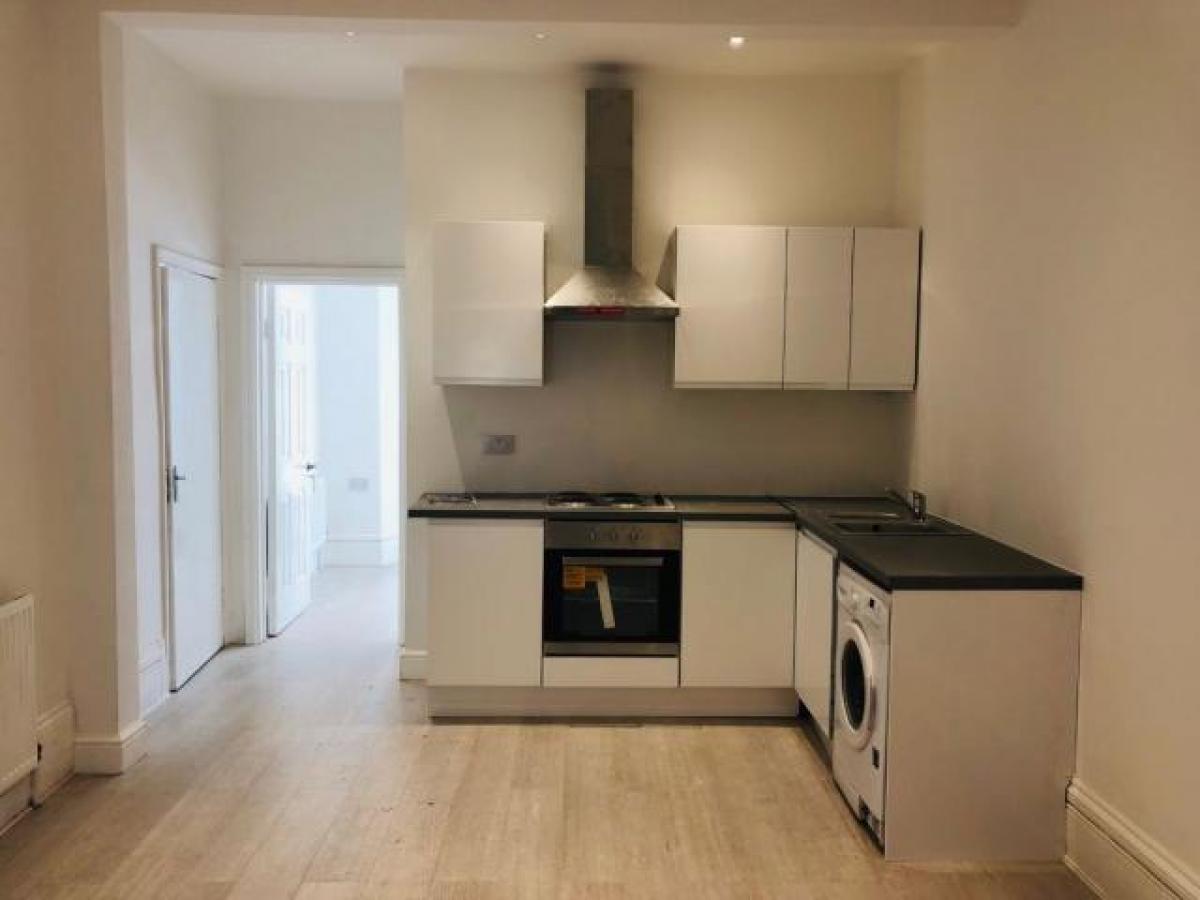 Picture of Apartment For Rent in Ilford, Greater London, United Kingdom