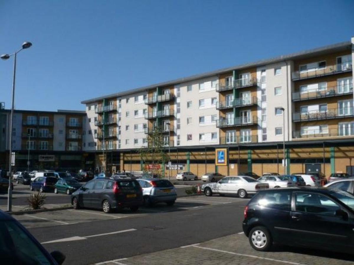 Picture of Apartment For Rent in Hatfield, Herefordshire, United Kingdom