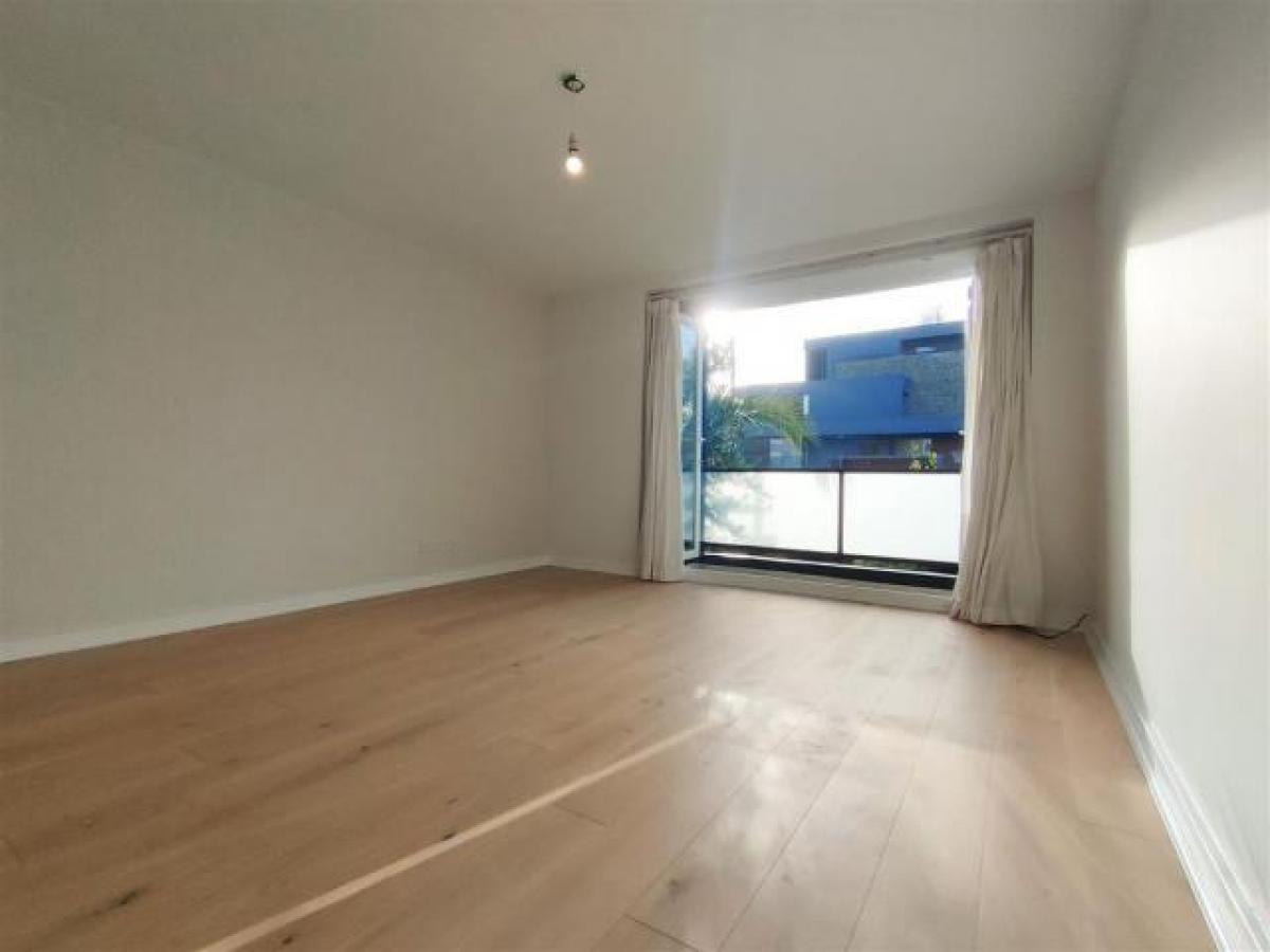 Picture of Apartment For Rent in Richmond, Greater London, United Kingdom