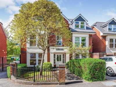 Apartment For Rent in Egham, United Kingdom