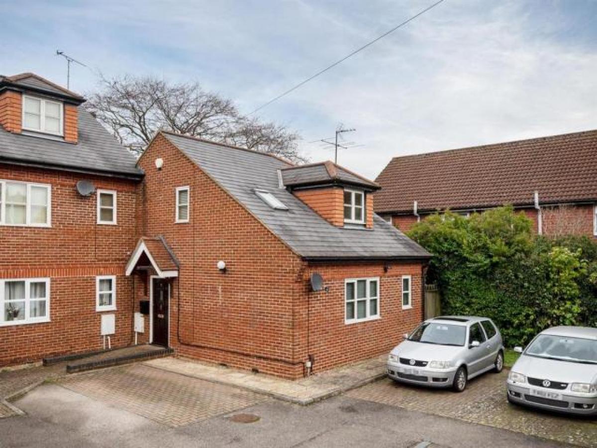 Picture of Home For Rent in Dunstable, Bedfordshire, United Kingdom