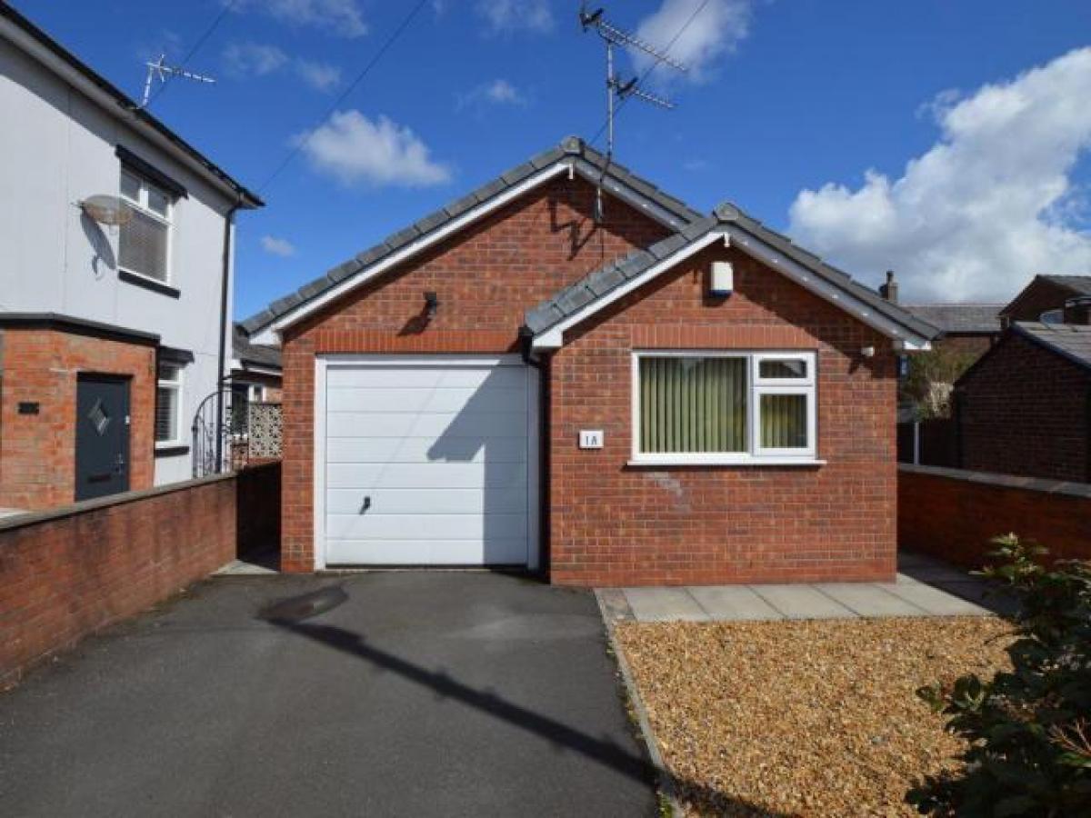 Picture of Bungalow For Rent in Wigan, Greater Manchester, United Kingdom